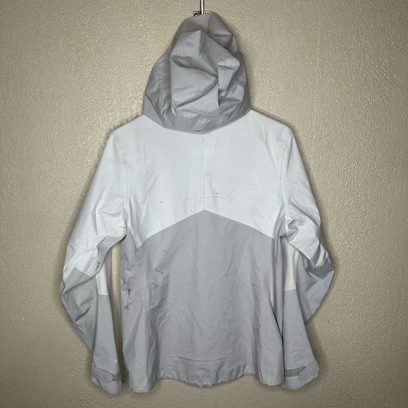 REI XeroDry Gore-Tex Waterproof Jacket Women’s M - Picture 3 of 6